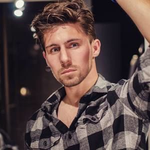 Meet your Posher, Alexander